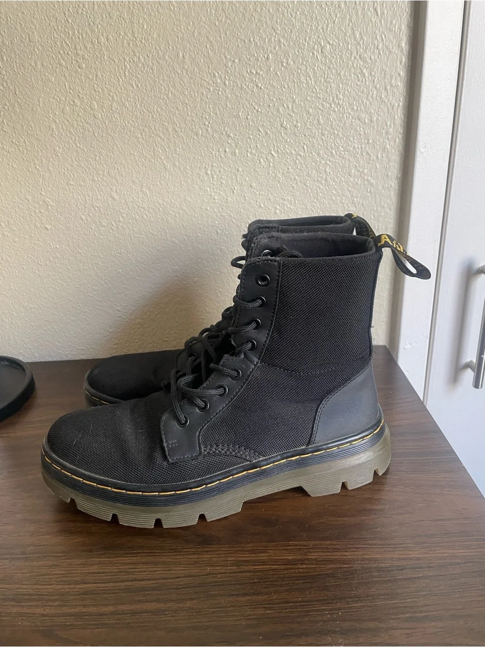 Dr. Martens black dr
